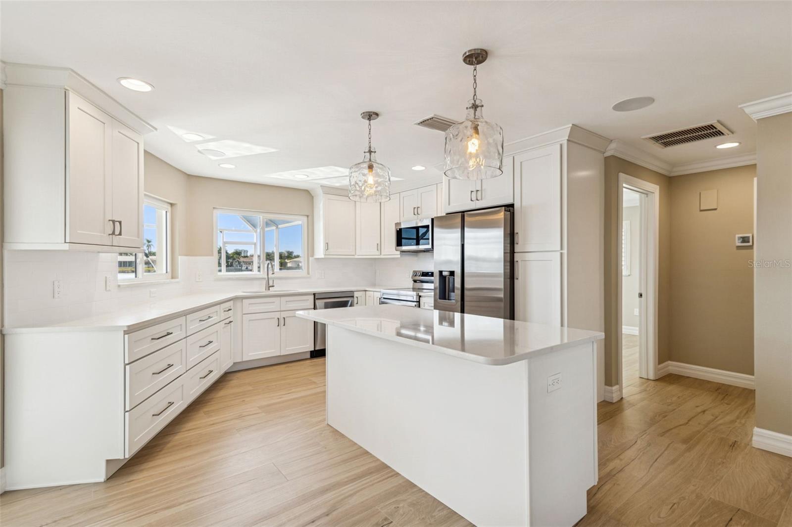 SOUTH CSWY ISLE YACHT CLUB ADD - Residential