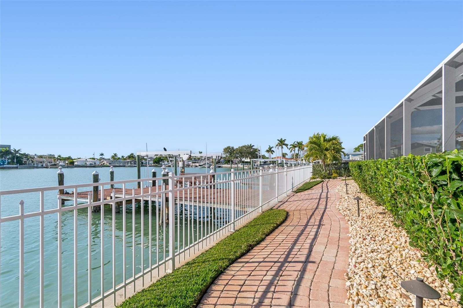 SOUTH CSWY ISLE YACHT CLUB ADD - Residential