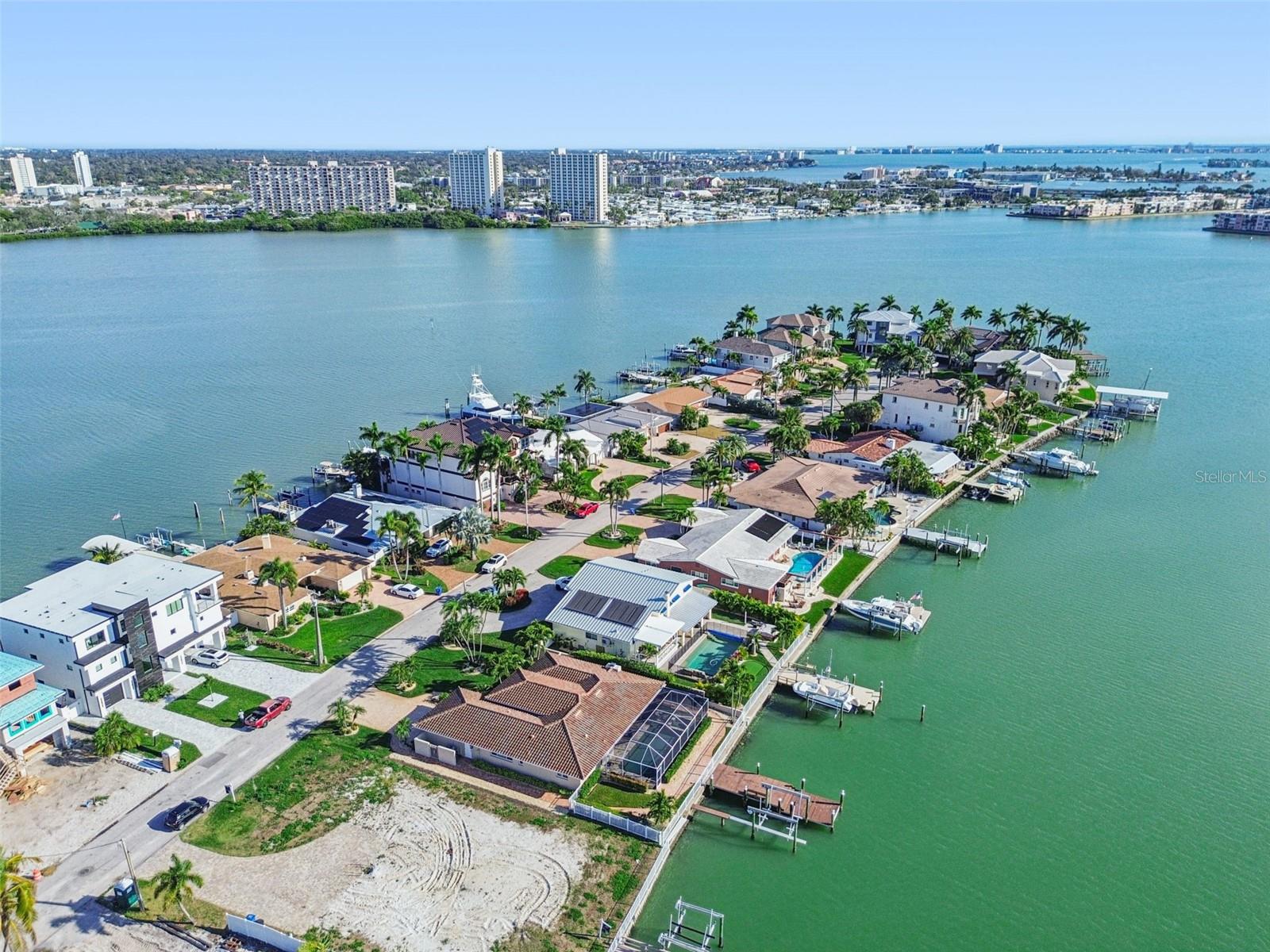 SOUTH CSWY ISLE YACHT CLUB ADD - Residential