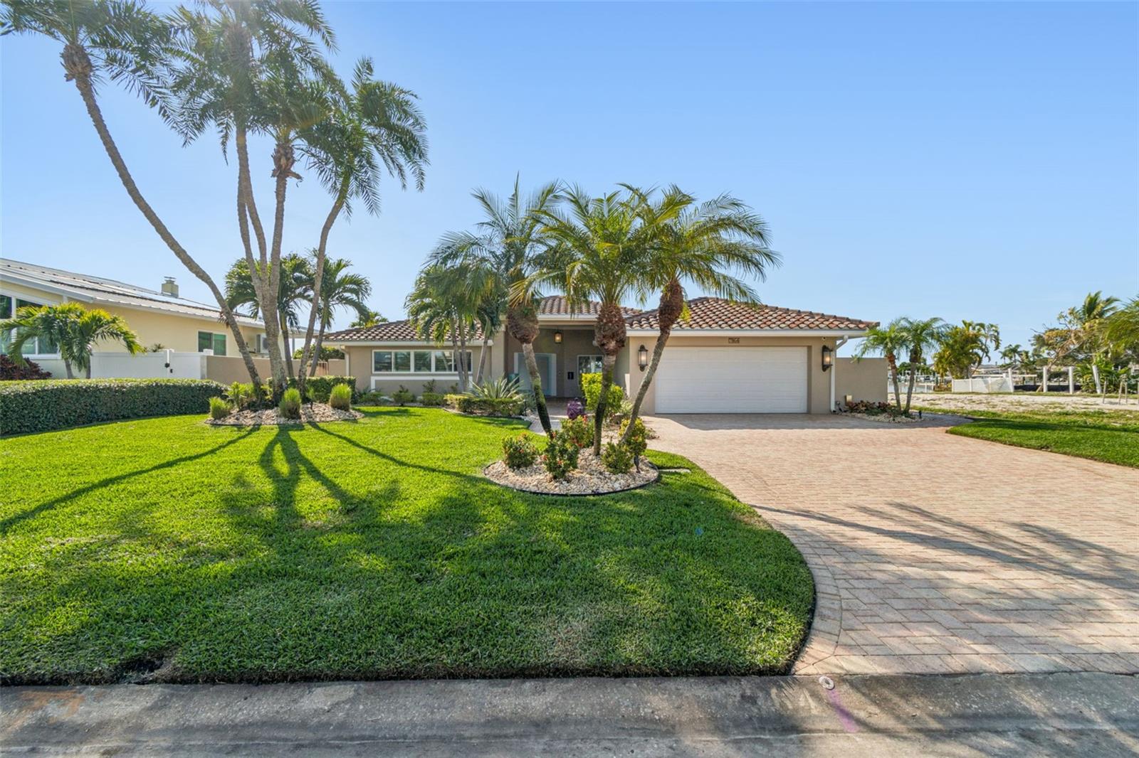 SOUTH CSWY ISLE YACHT CLUB ADD - Residential