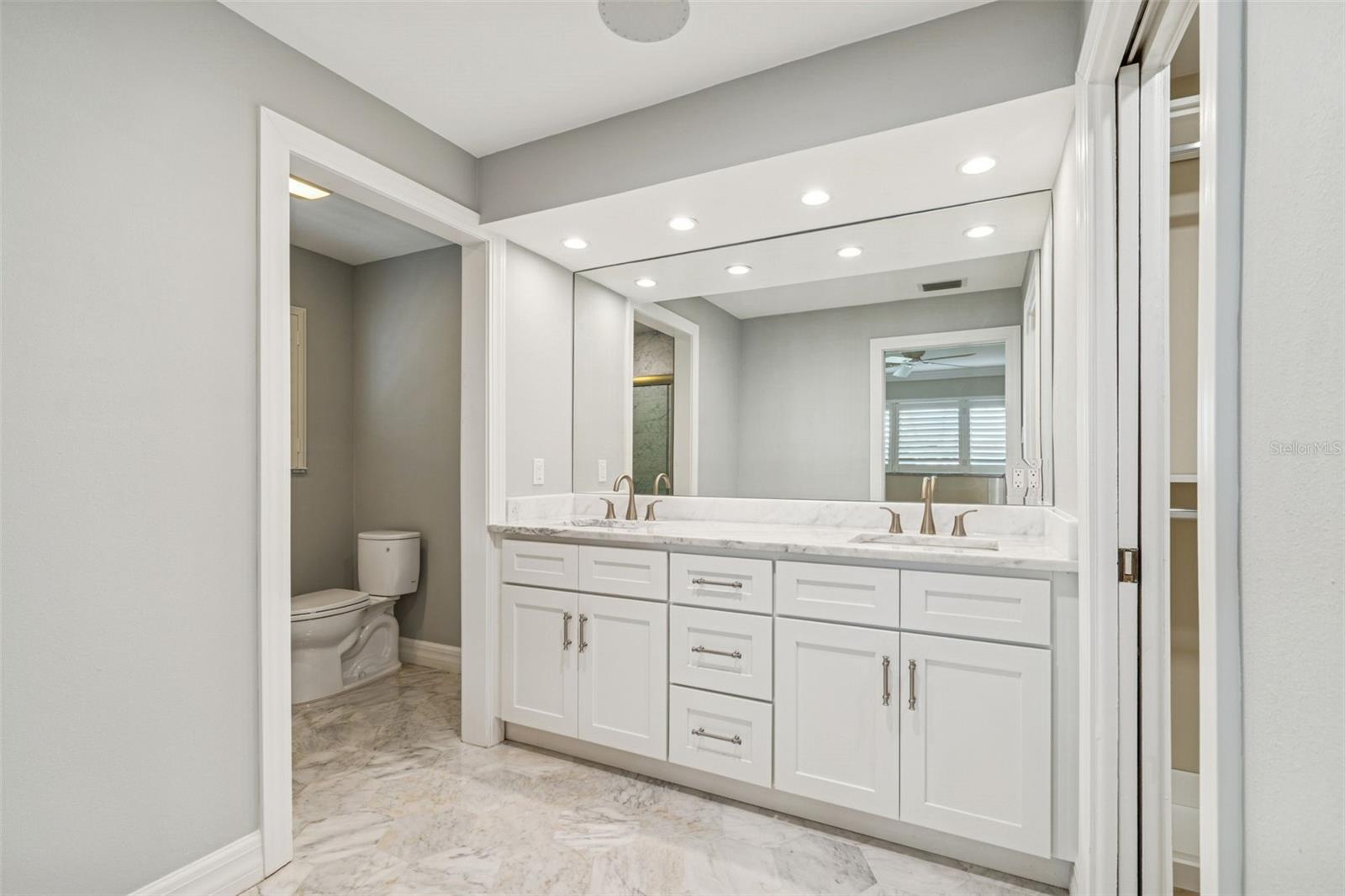 SOUTH CSWY ISLE YACHT CLUB ADD - Residential