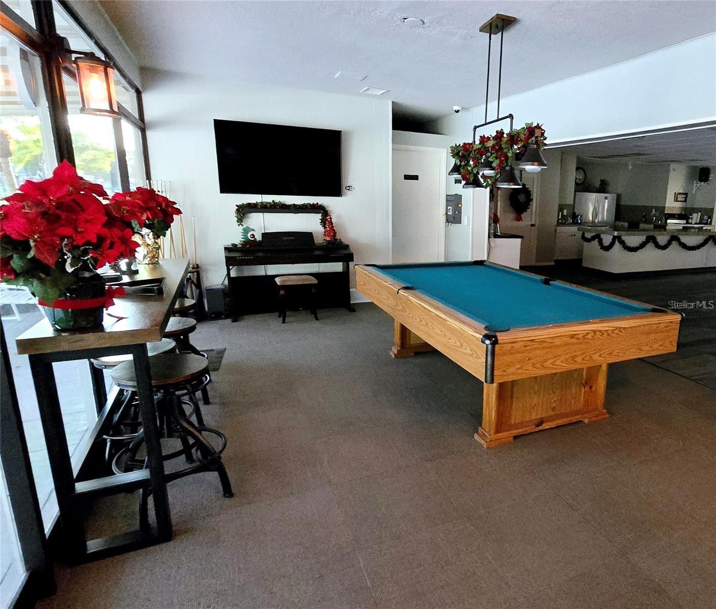 ANCHORAGE OF TARPON LAKE UNIT THREE THE - Residential