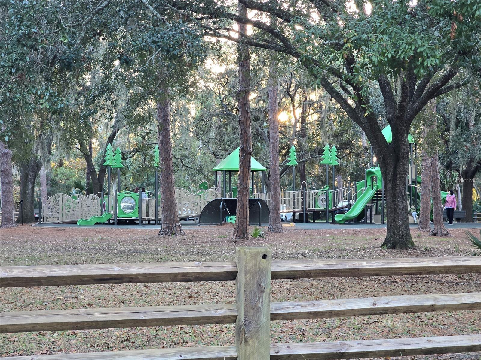 ANCHORAGE OF TARPON LAKE UNIT THREE THE - Residential