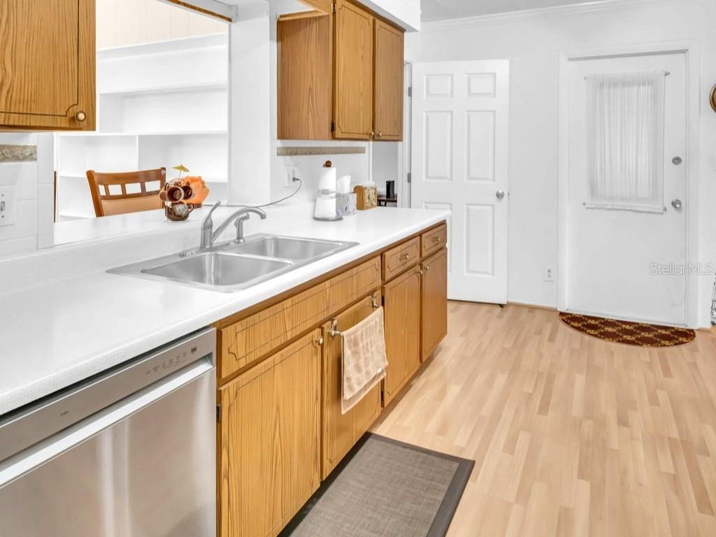 ANCHORAGE OF TARPON LAKE UNIT THREE THE - Residential