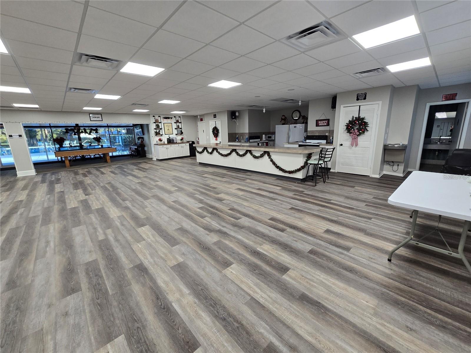 ANCHORAGE OF TARPON LAKE UNIT THREE THE - Residential