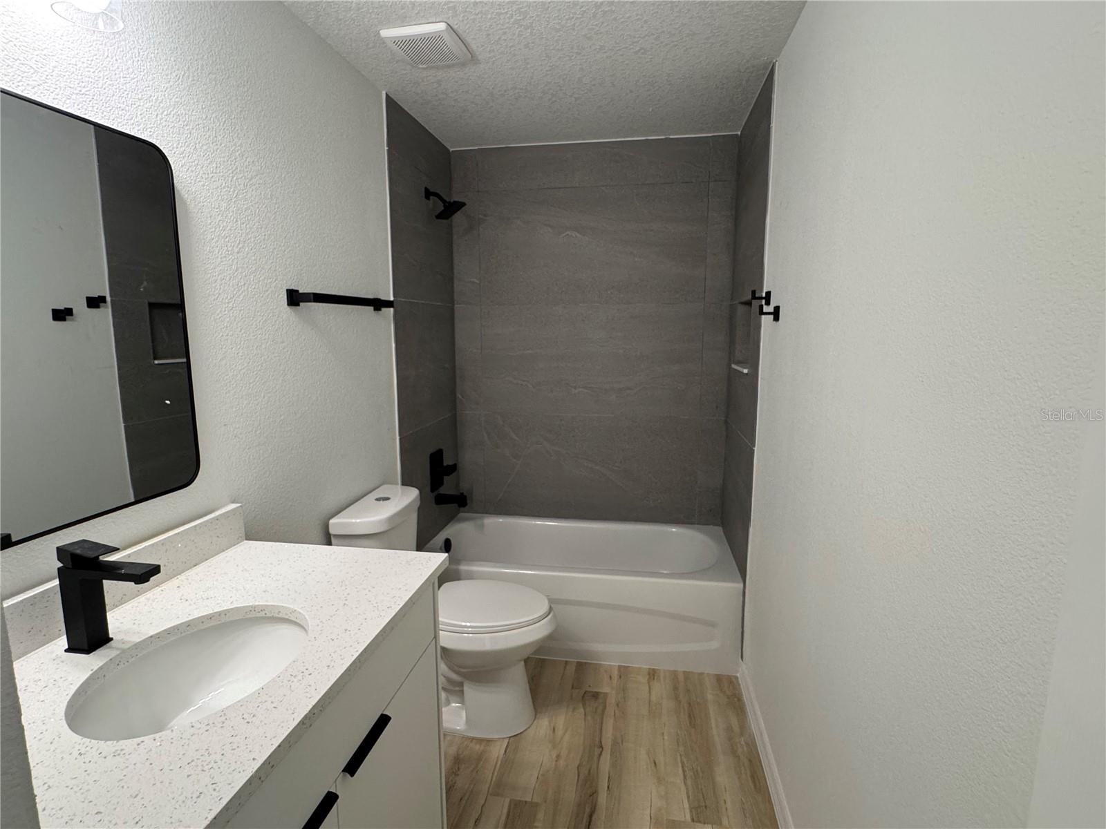 INVERNESS HIGHLANDS NORTH - Residential Lease