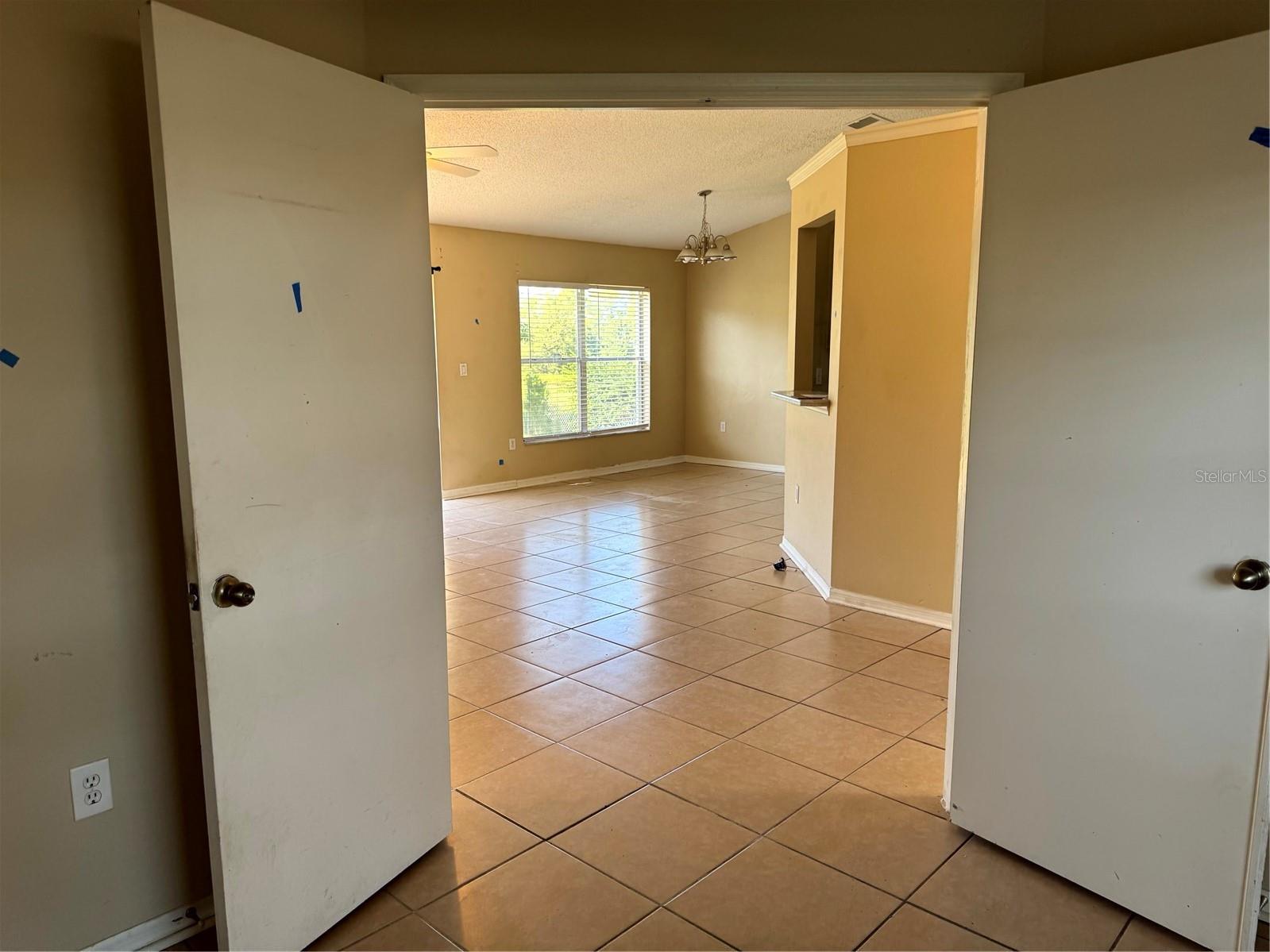 2207 ROBEL TRAIL