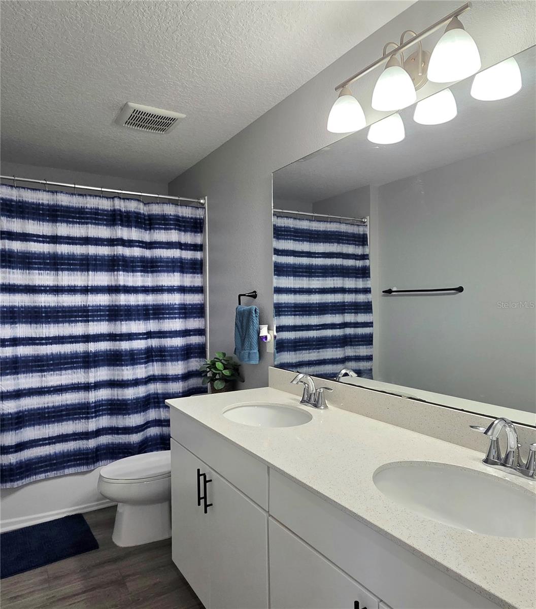 SUNSET GROVES PH 2 - Residential Lease