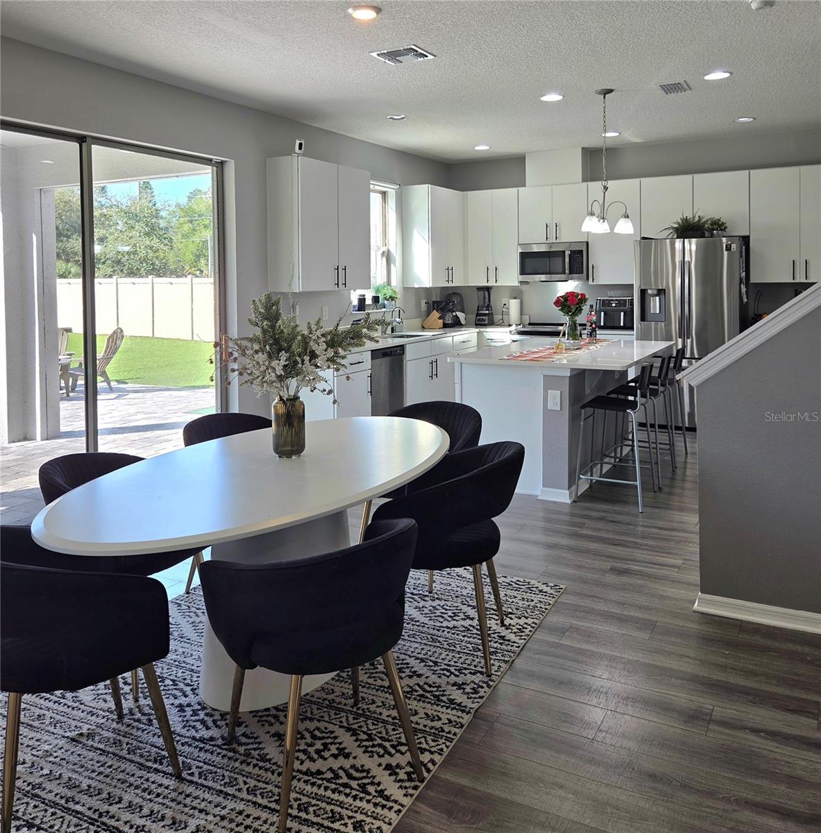 SUNSET GROVES PH 2 - Residential Lease