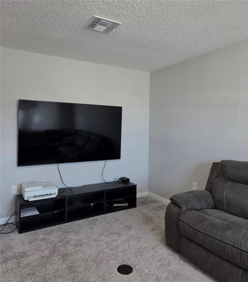 SUNSET GROVES PH 2 - Residential Lease