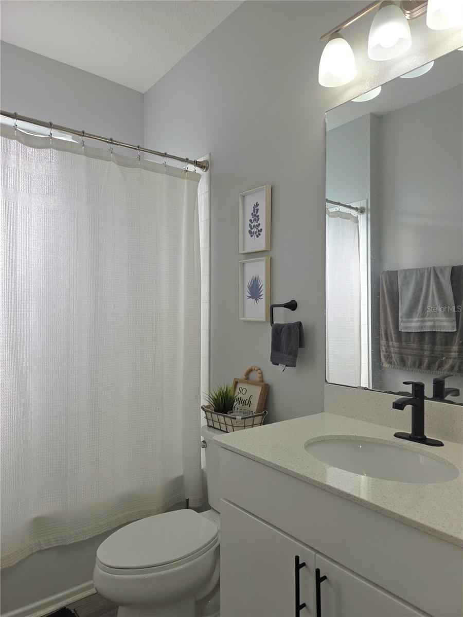 SUNSET GROVES PH 2 - Residential Lease