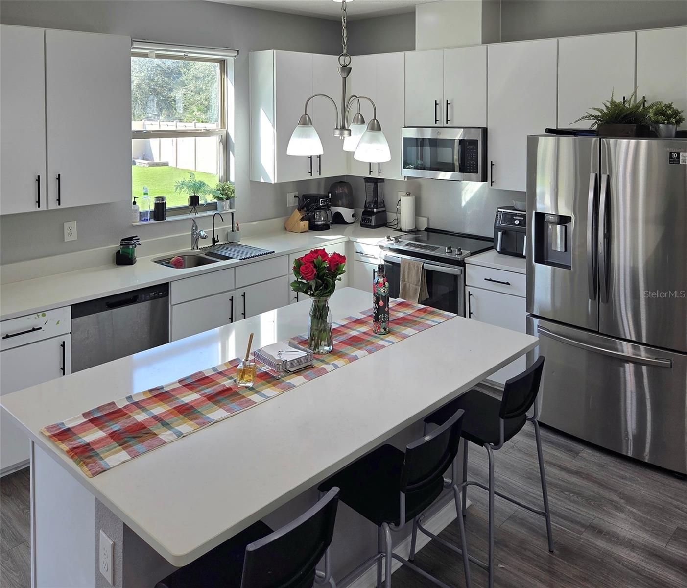 SUNSET GROVES PH 2 - Residential Lease