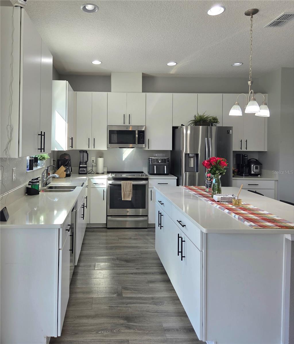 SUNSET GROVES PH 2 - Residential Lease