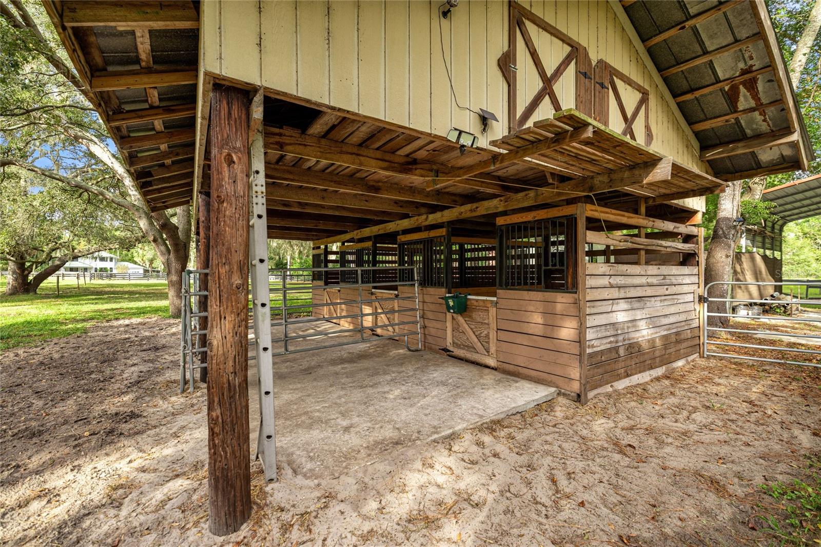 SOUTHEASTERN TUNG LAND CO - Residential