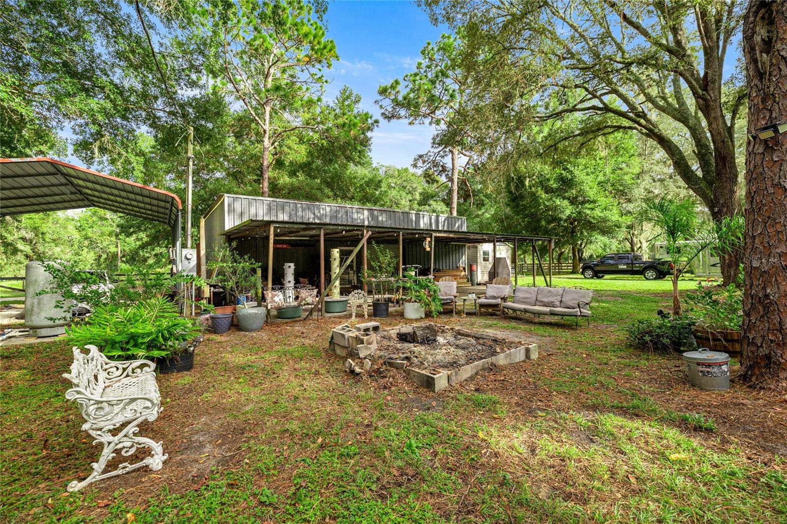 SOUTHEASTERN TUNG LAND CO - Residential