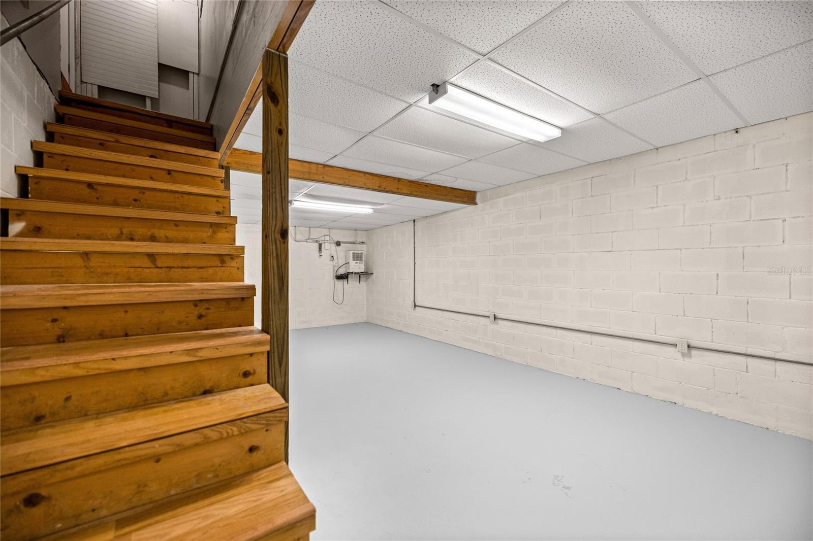 SOUTHEASTERN TUNG LAND CO - Residential