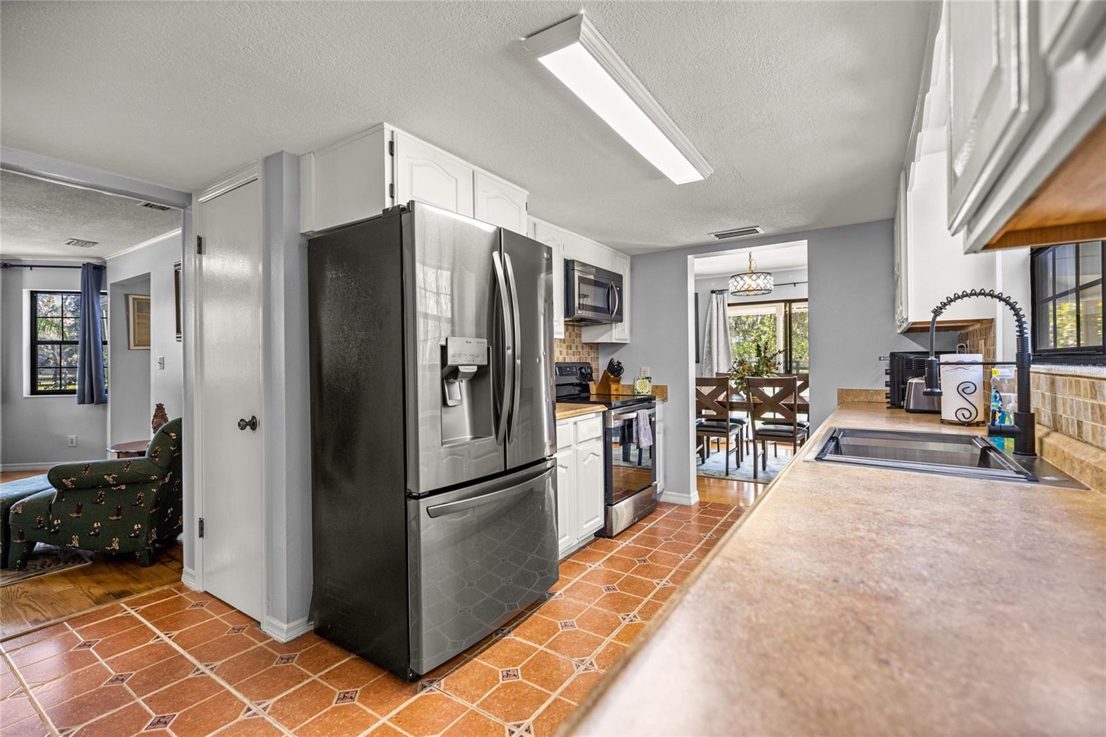 SOUTHEASTERN TUNG LAND CO - Residential