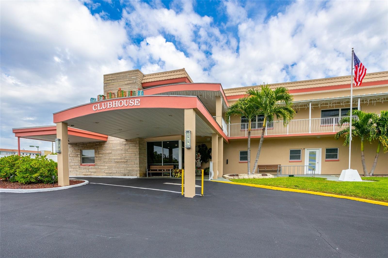 TOWN SHORES OF GULFPORT - Residential