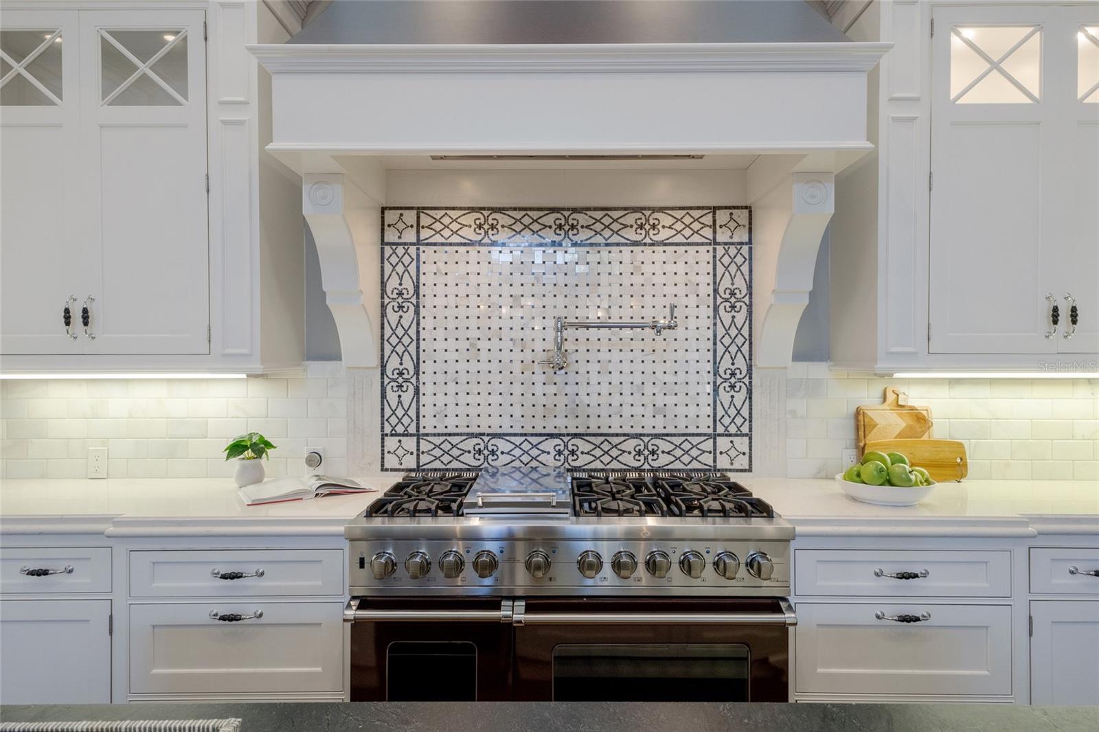 LAKE CLUB - Residential