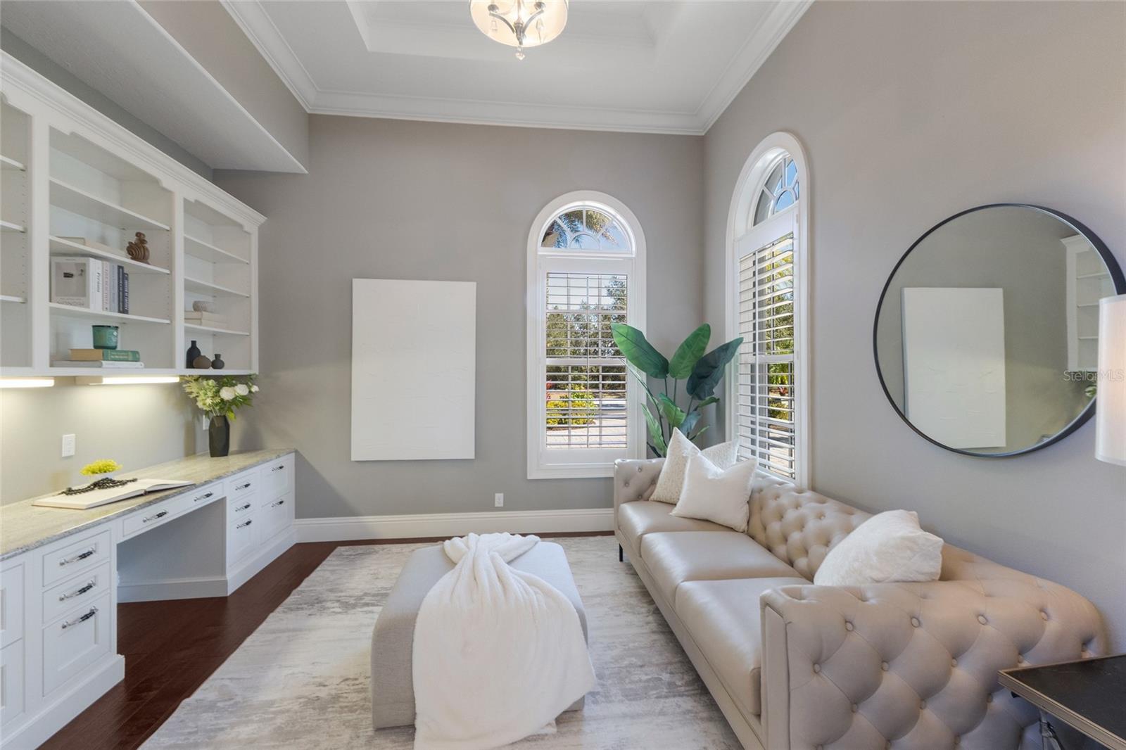 LAKE CLUB - Residential