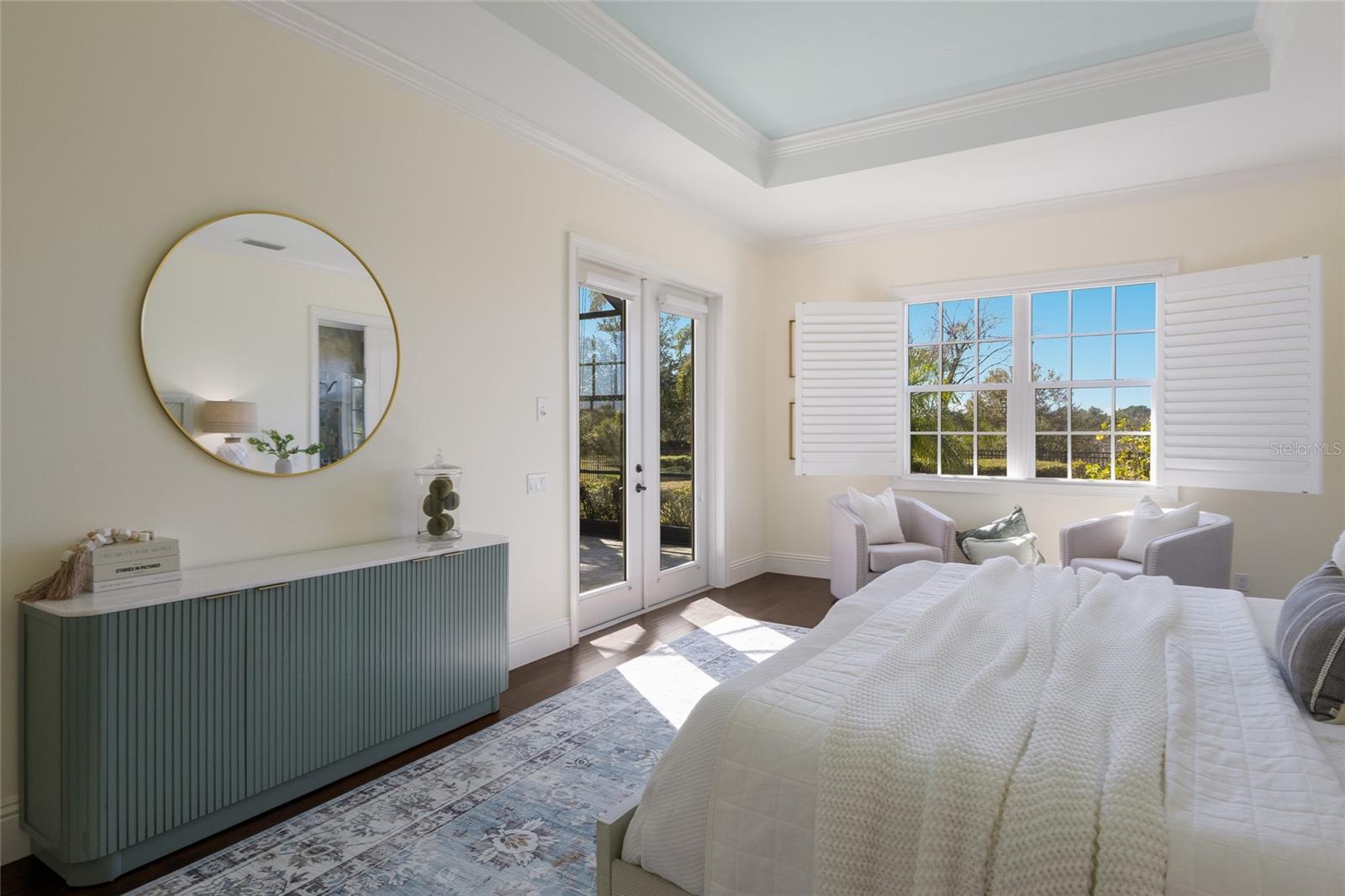 LAKE CLUB - Residential