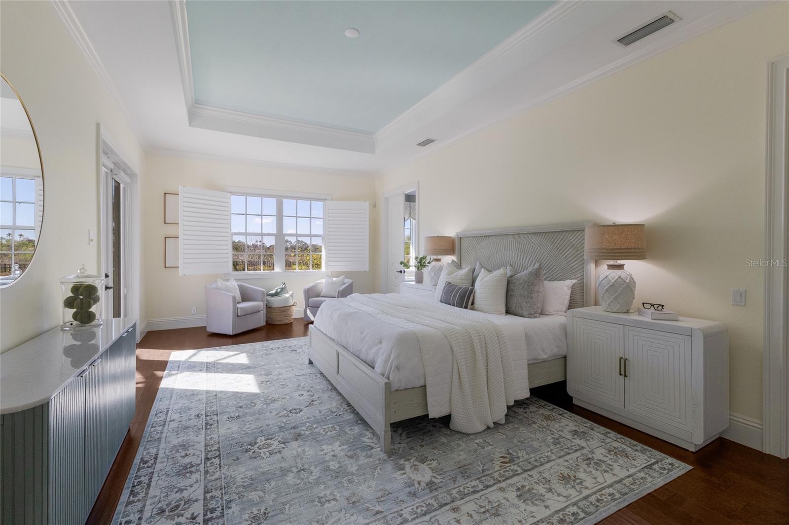 LAKE CLUB - Residential