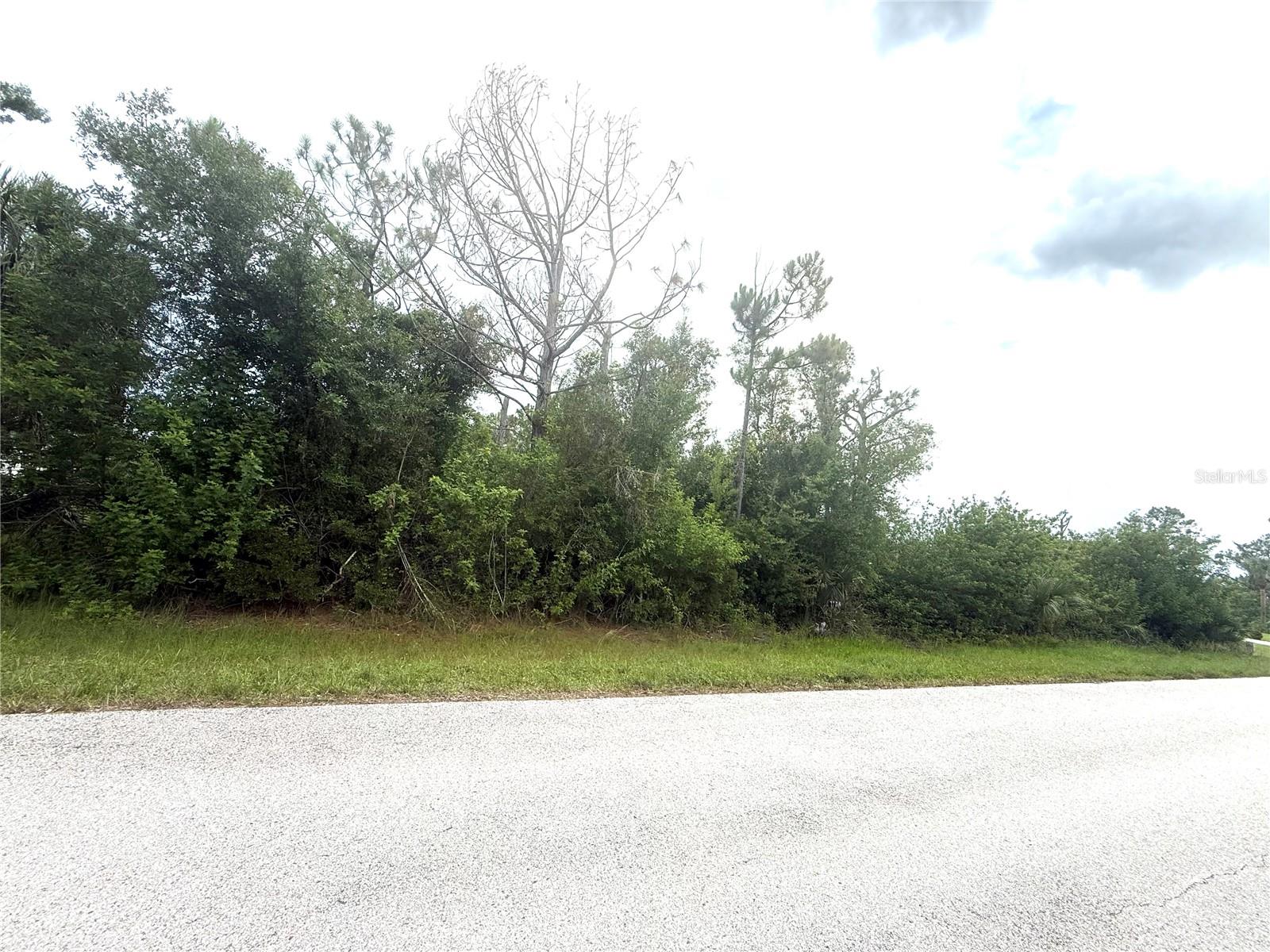 PORT CHARLOTTE SEC 069 - Land