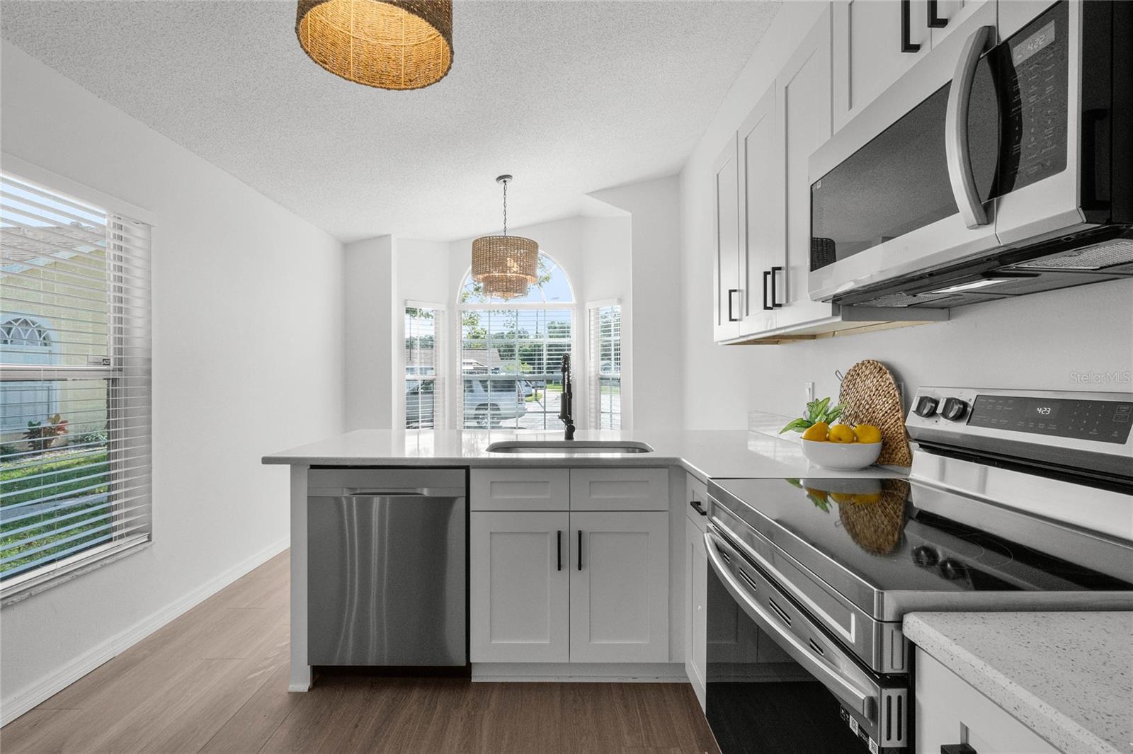 SEASONS THE - Residential