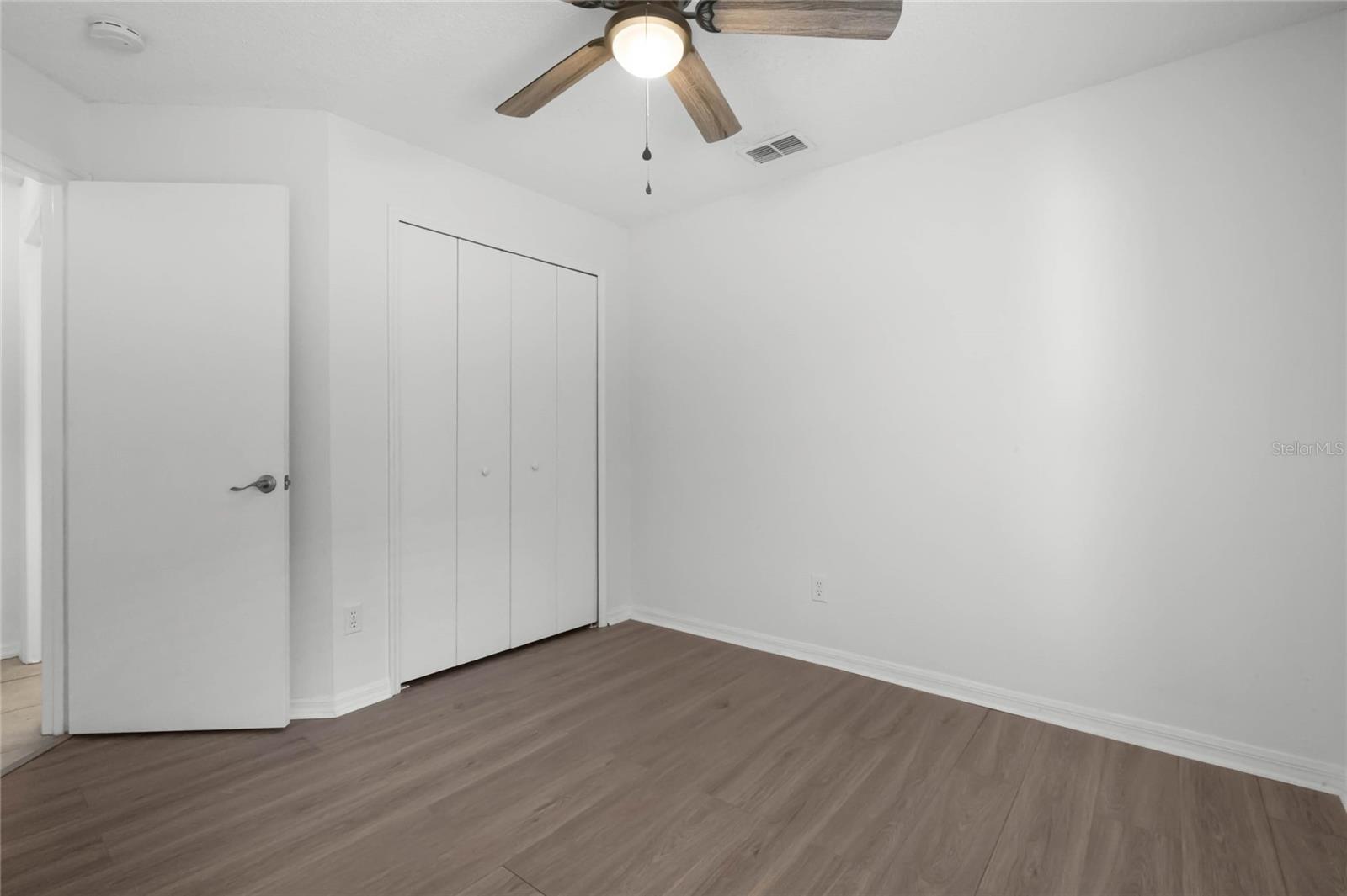 SEASONS THE - Residential