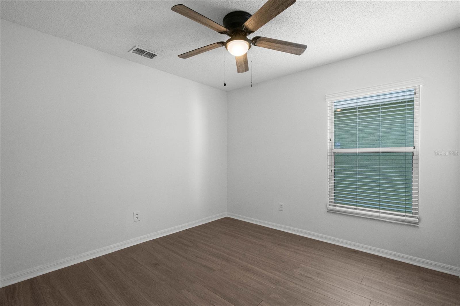 SEASONS THE - Residential