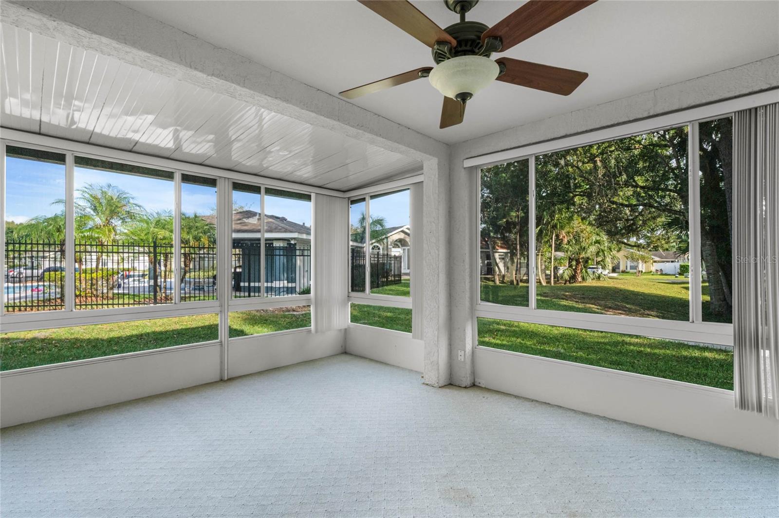 SEASONS THE - Residential