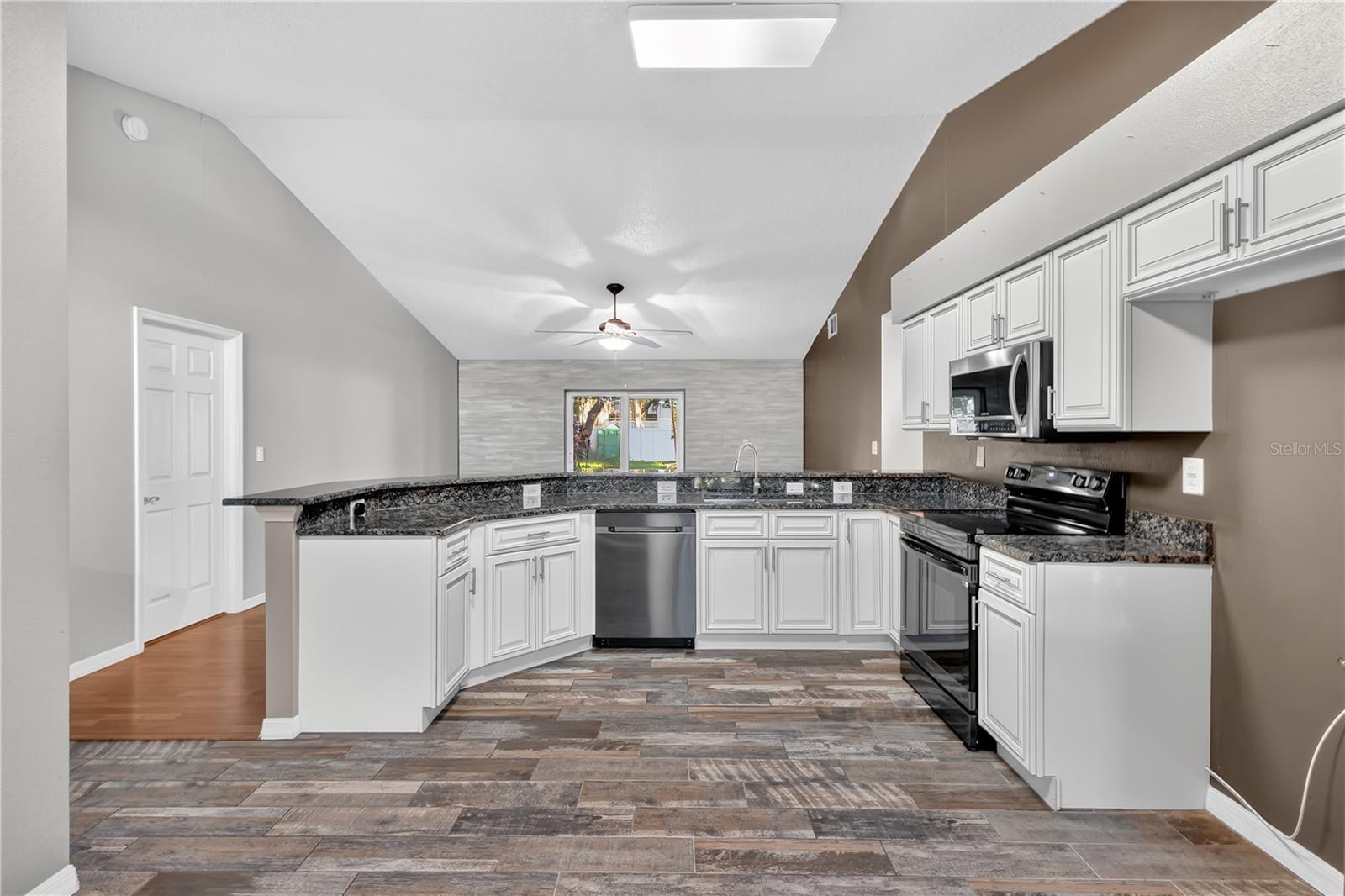 ROBBINS REST - Residential