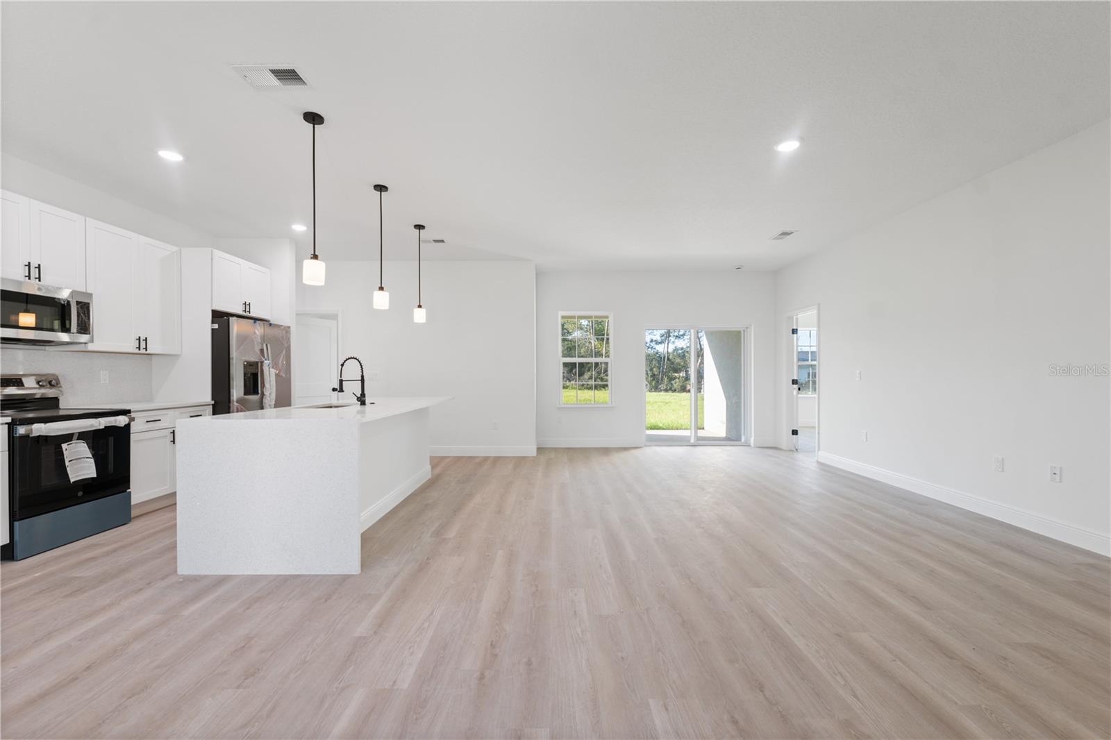 CITRUS SPGS UNIT 13 - Residential