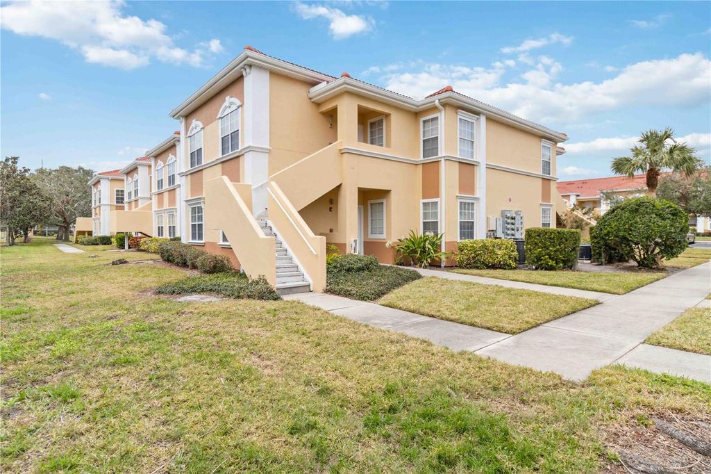 Photo of 1000 Villagio Circle #105, Sarasota, FL 34237 (MLS # A4681083)