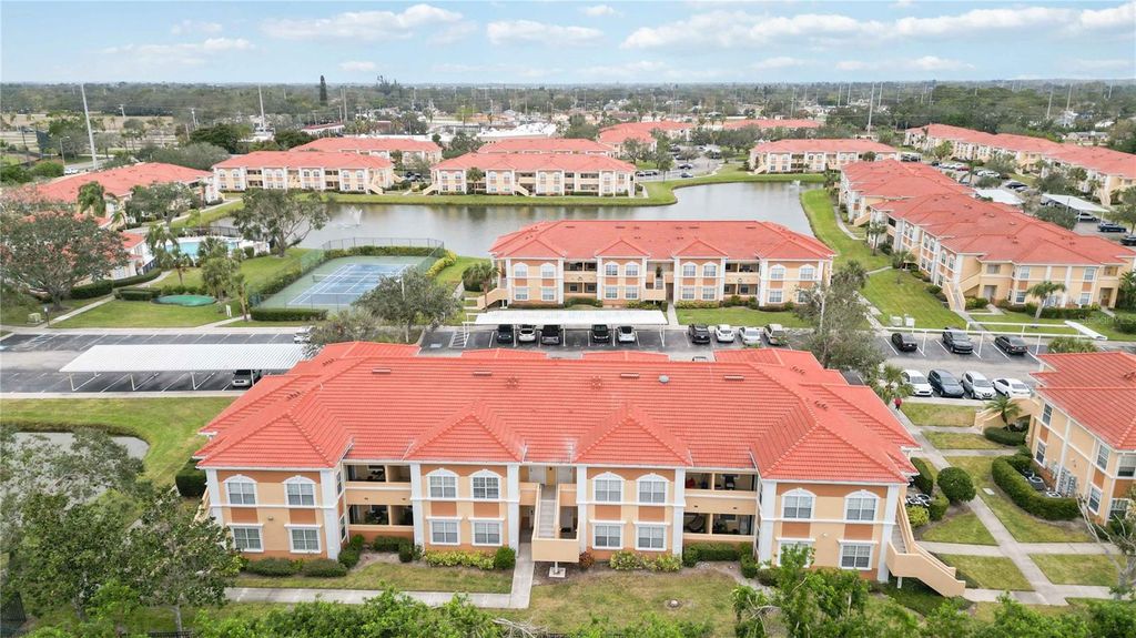 Photo of 1000 Villagio Circle #105, Sarasota, FL 34237 (MLS # A4681083)