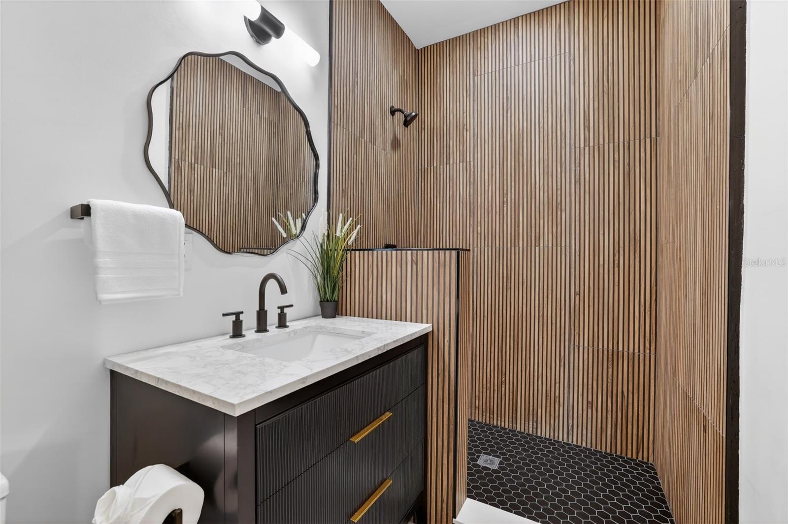 HAMNERS ALOHA ACRES - Residential