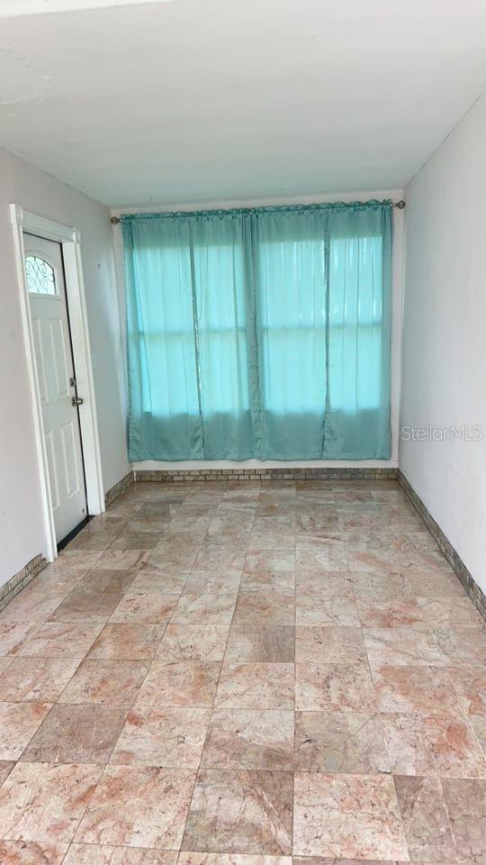 DUNEDIN ISLES 1 - Residential Lease