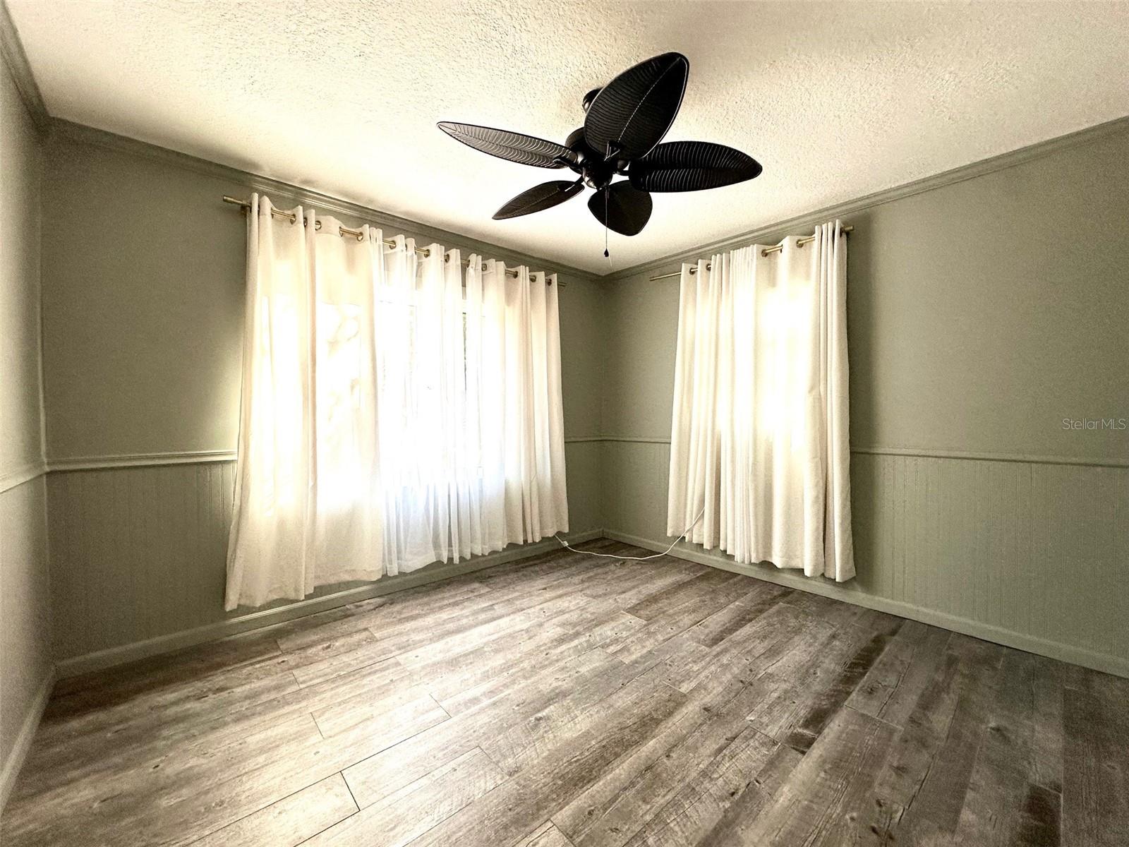 DUNEDIN ISLES 1 - Residential Lease