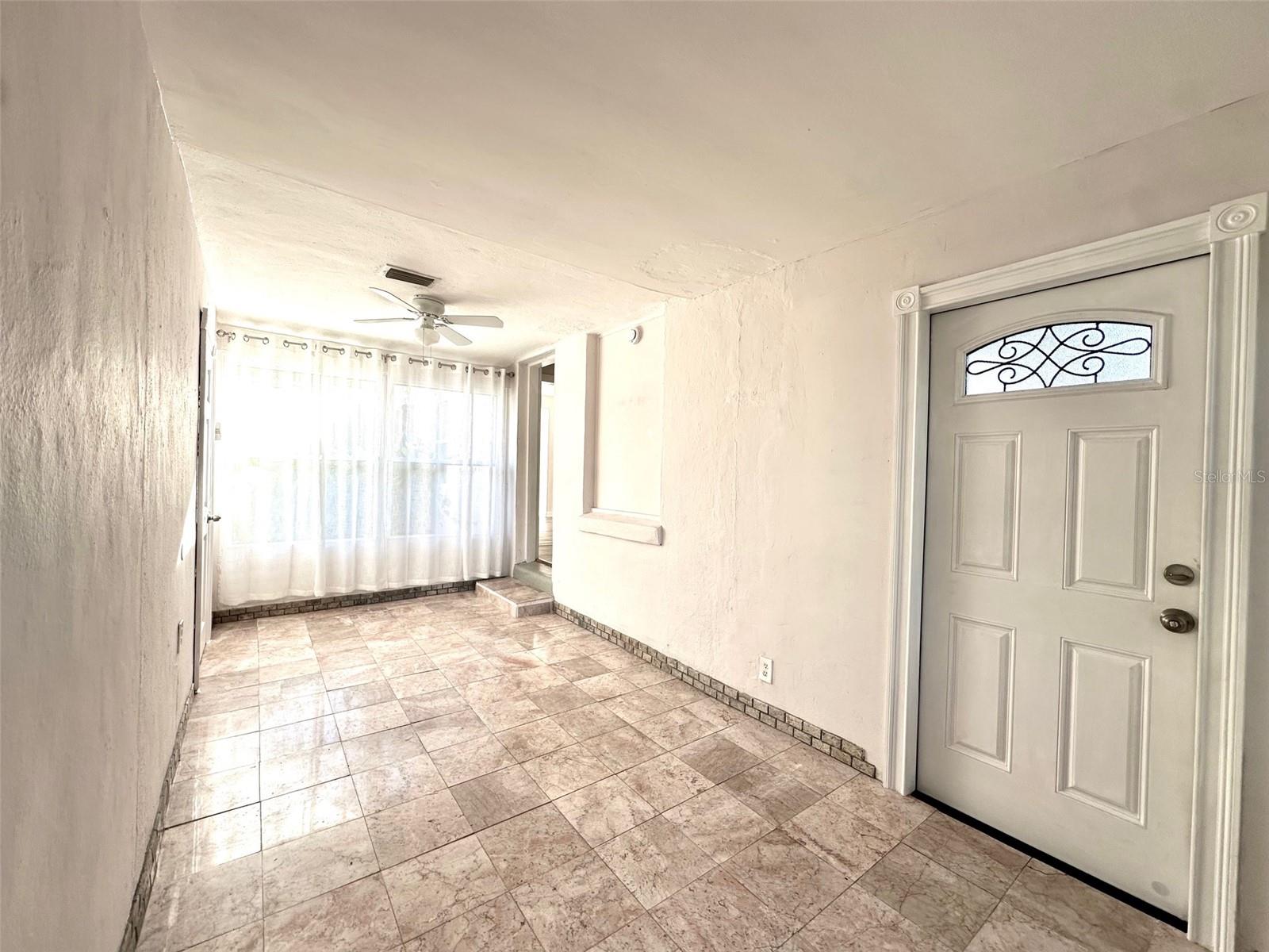 DUNEDIN ISLES 1 - Residential Lease