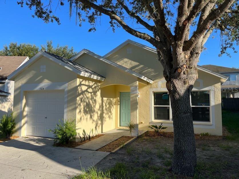 3304 SUMMER ISLAND COURT