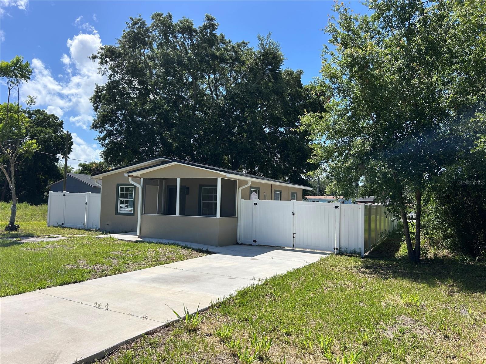 719 LUCKY STREET