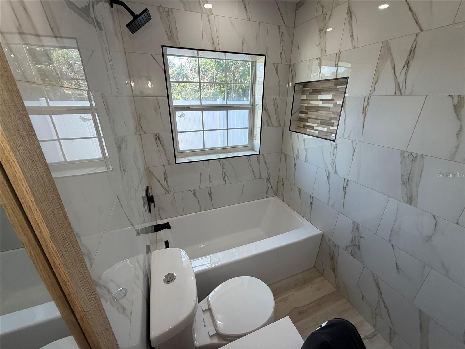 READ & ALLENS SUB - Residential