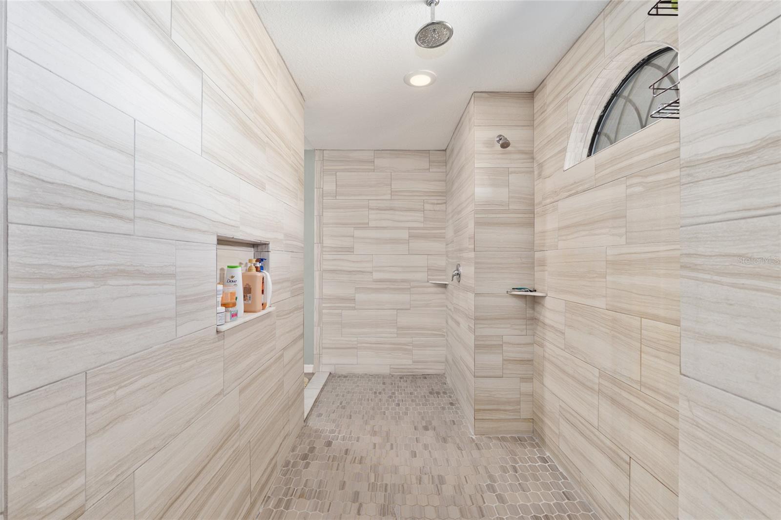 SILVER MDWS NORTH - Residential