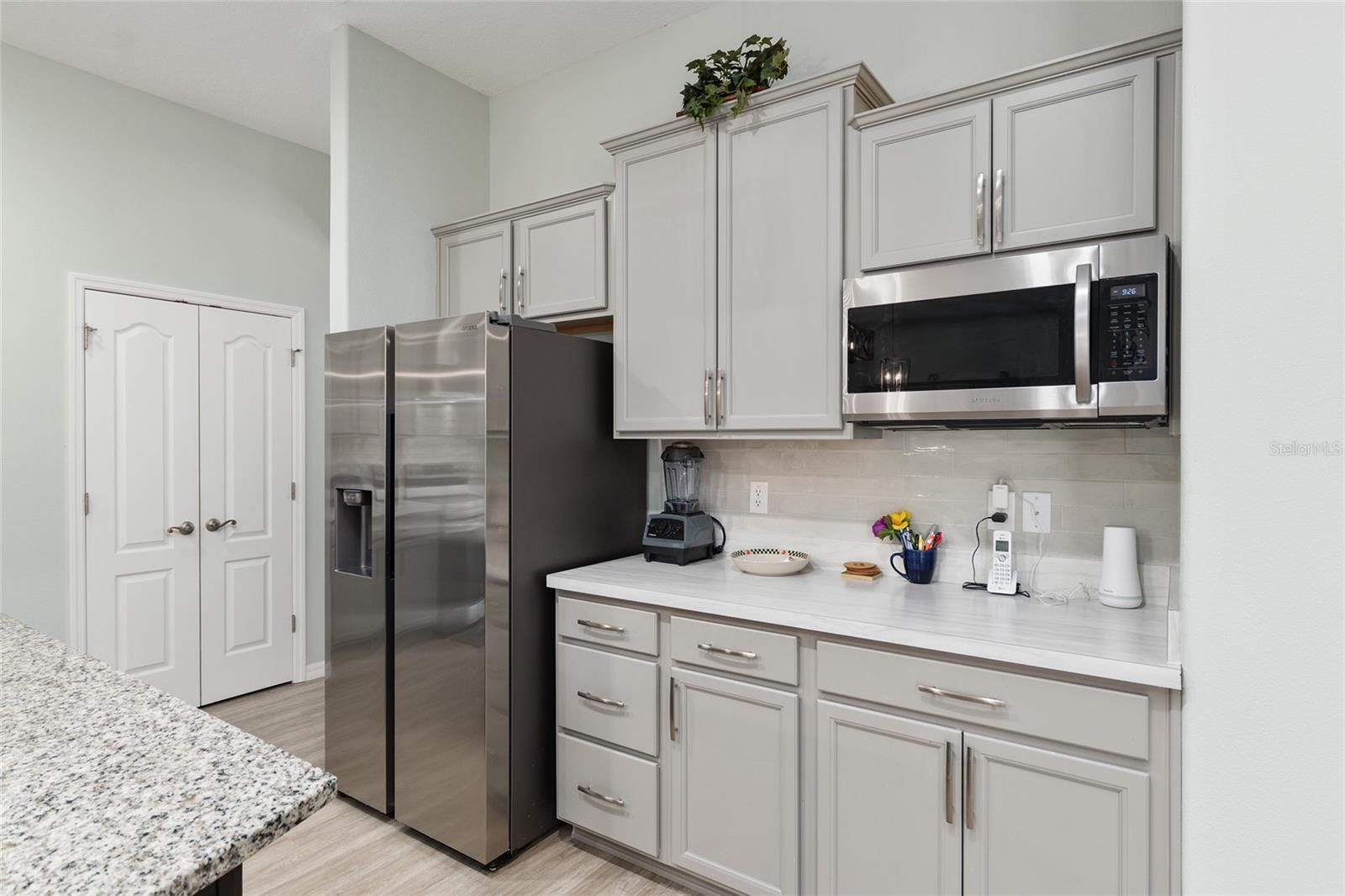 SILVER MDWS NORTH - Residential