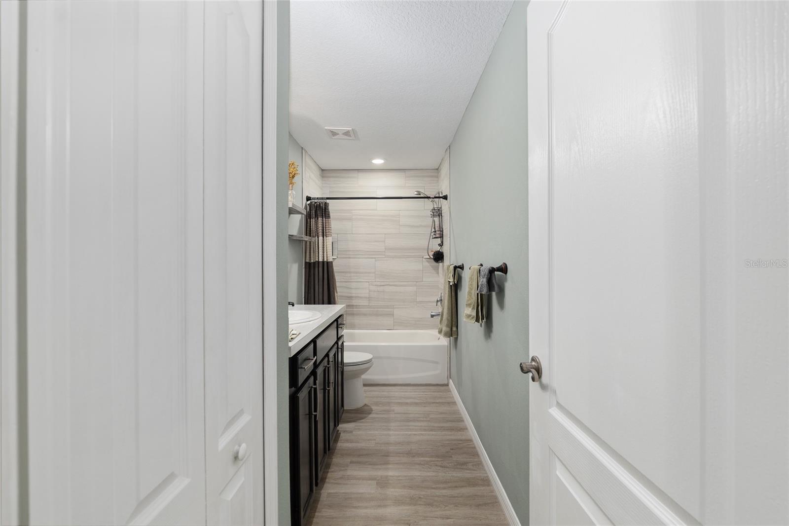 SILVER MDWS NORTH - Residential