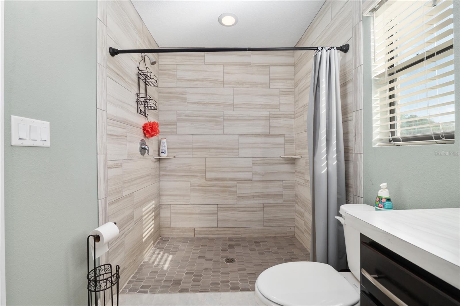 SILVER MDWS NORTH - Residential