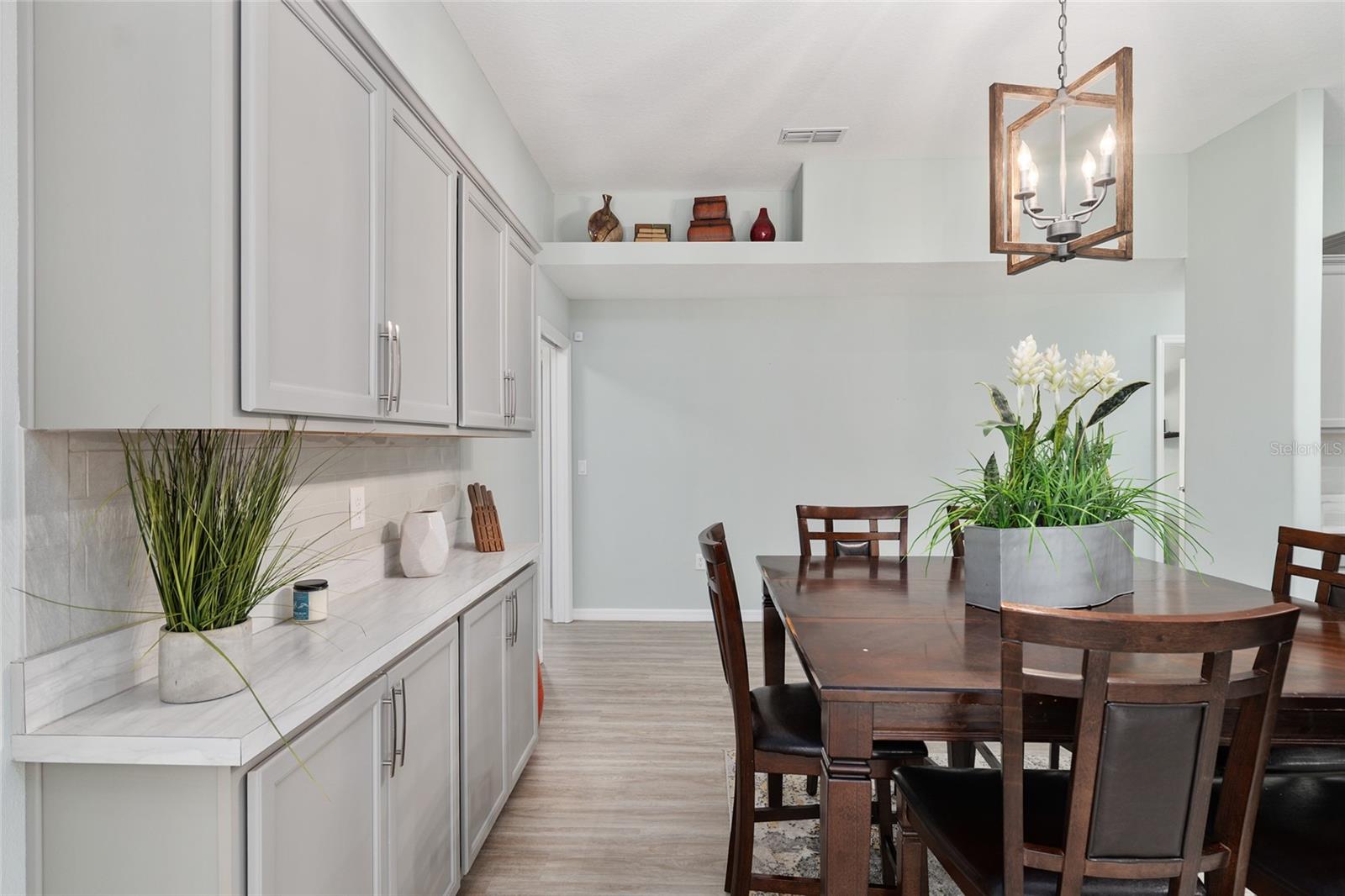 SILVER MDWS NORTH - Residential