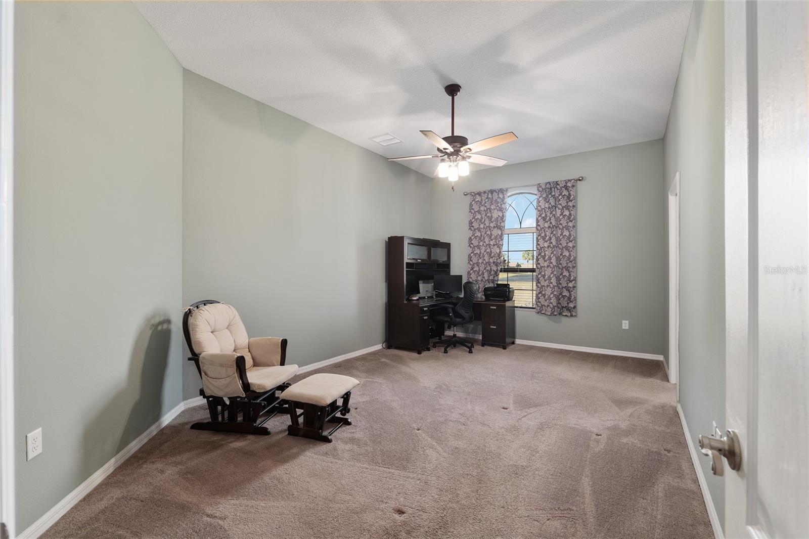 SILVER MDWS NORTH - Residential