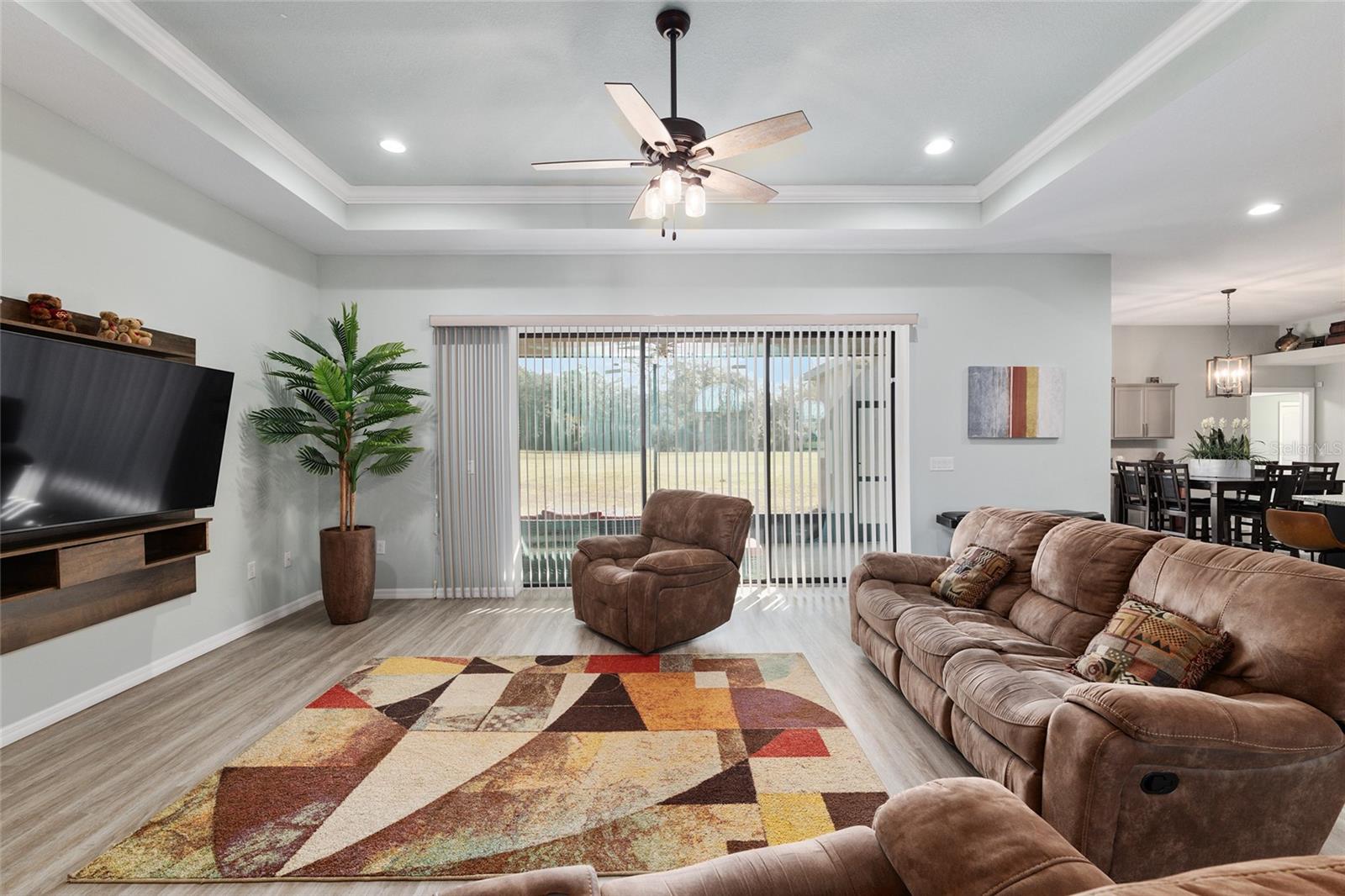 SILVER MDWS NORTH - Residential