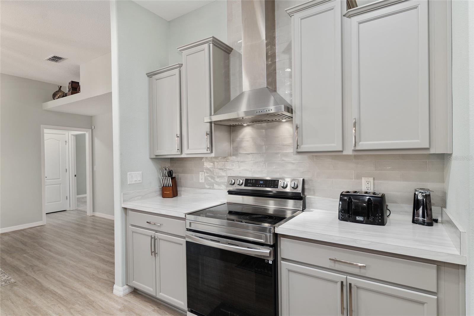 SILVER MDWS NORTH - Residential